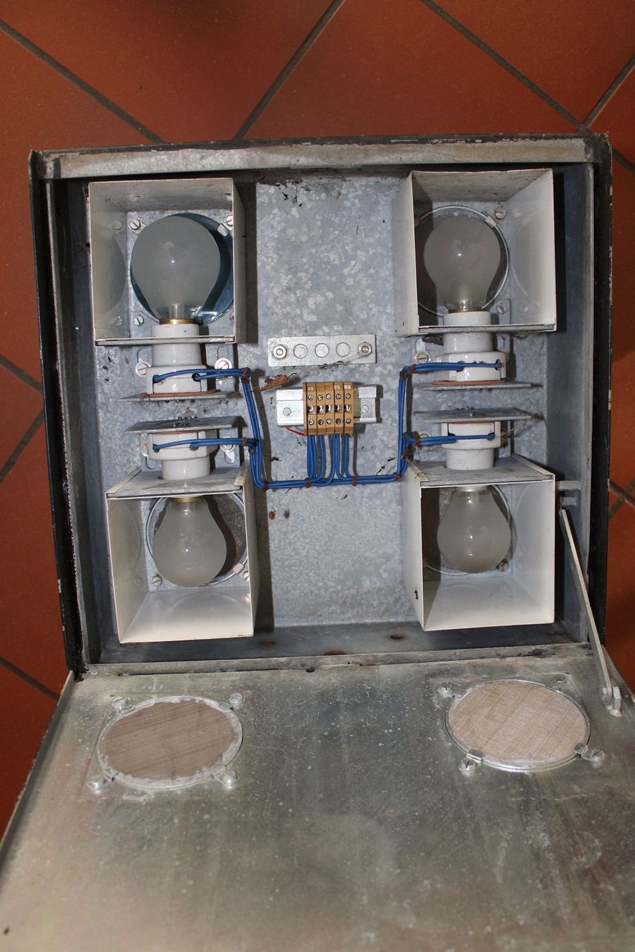 SBB/CFF/FFS Lampade: Altes Eisenbahn - Lichtsignal -- Ampel -- 4er beidseitig – Usato da Wettswil venduto da roma010 5