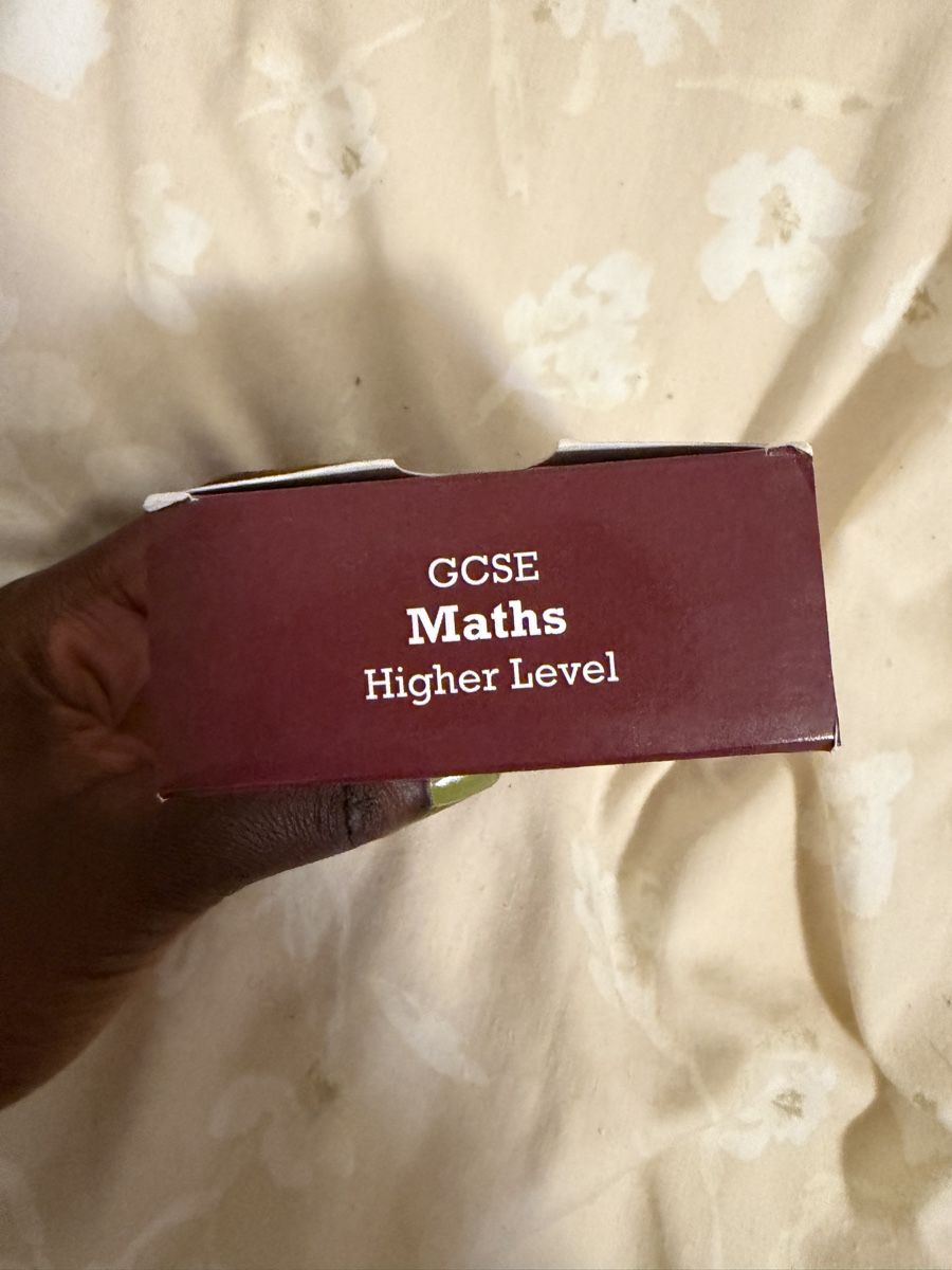 Livres: GCSE Maths Revision Cards  – D'occasion à Chambésy par tiffwears7 2