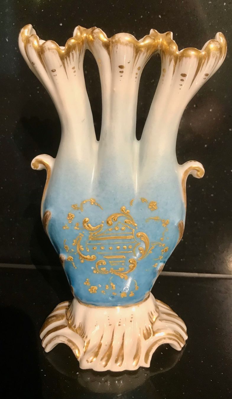 Vasi & Recipienti: VASE VIEUX PARIS – Difettoso da Losone venduto da courrier