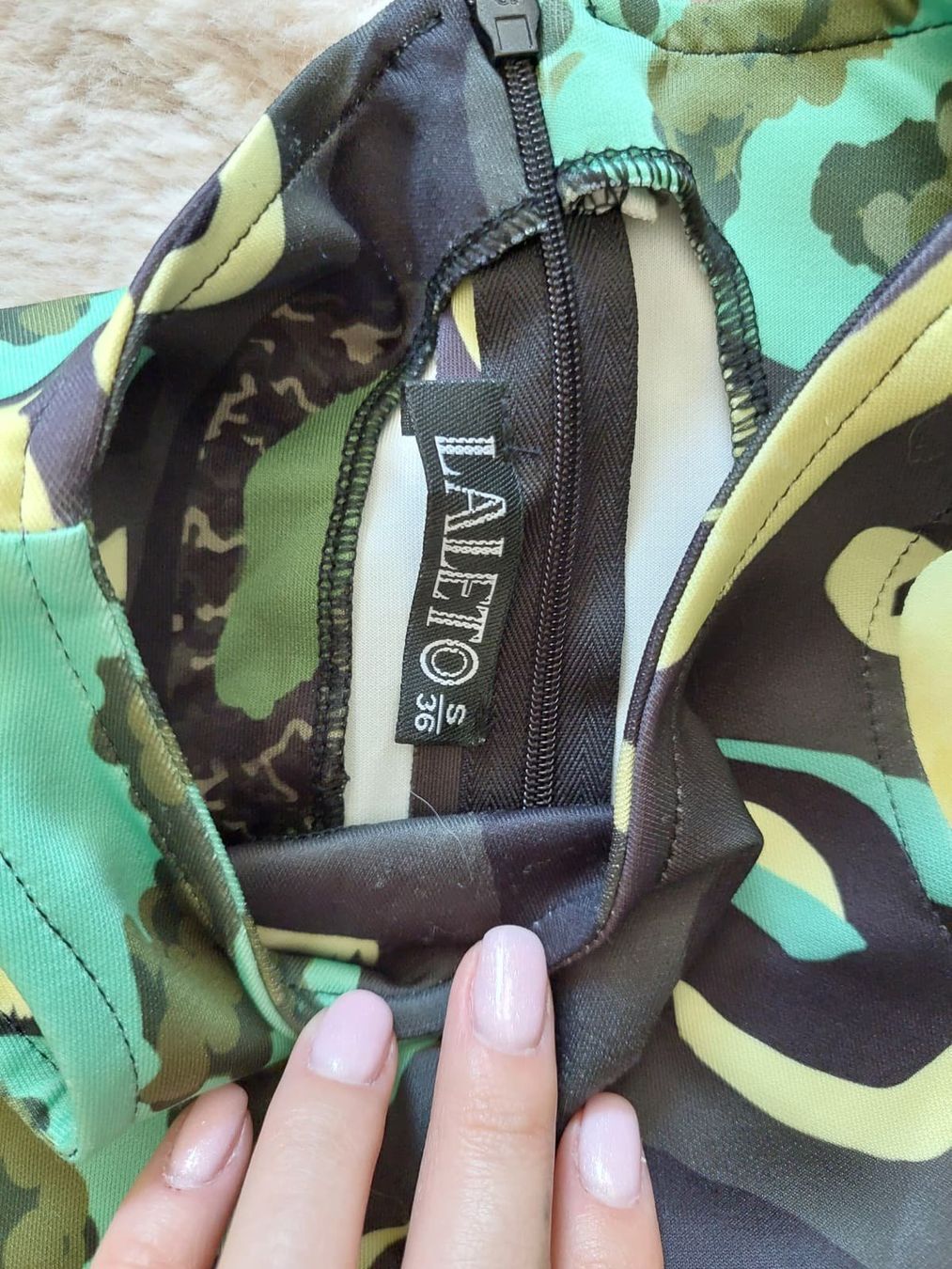 Kleider: Kleid von Laleto Gr.S Neu – Neu (gemäss Beschreibung) aus Domat/Ems von Lorand_ 1