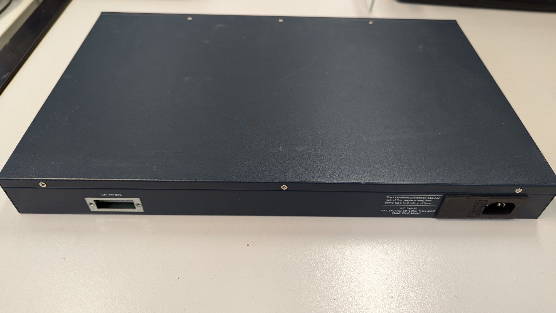 Zyxel Hubs & Switches: Zyxel ES 3124 24-Port FE L2- Switch – Gebraucht aus Glattpark (Opfikon) von Jams02 1
