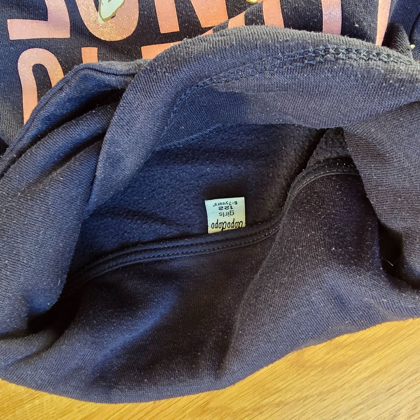 Maglioni & Felpe: Mädchen Pulli, Gr. 122 – Usato da Büttikon AG venduto da Amineah 1