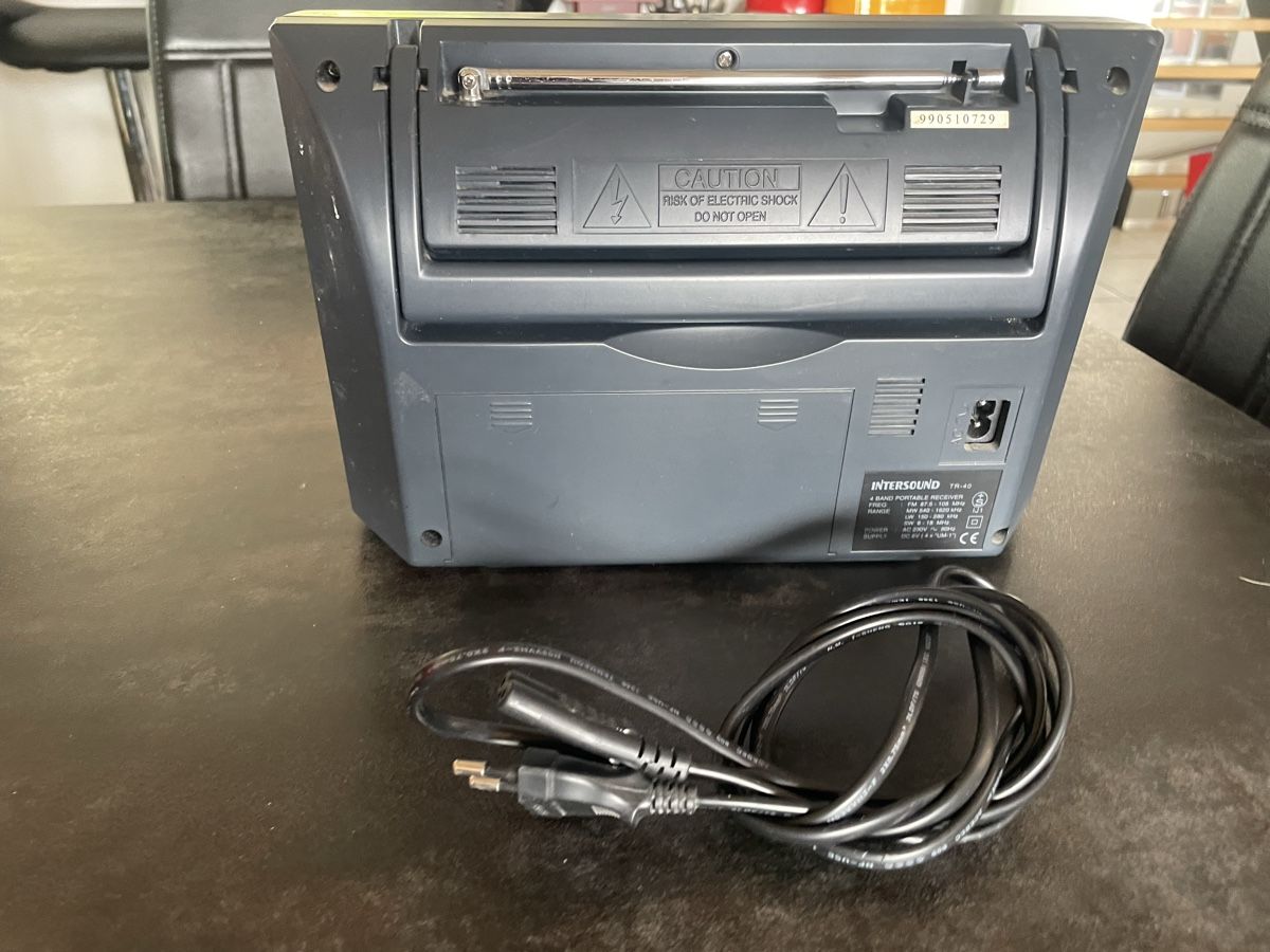 Radio: Radio Vintage Intersound modèle TR-40 – Usato da Vallamand venduto da Bricbracbroc82 6