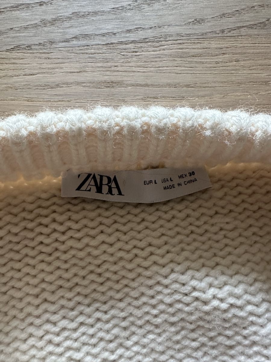 Zara Jacken: Zara Strickjacke  – Gebraucht aus Kloten von niinaa.5 1