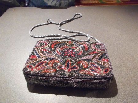 Tasche Muster mit Perlen
