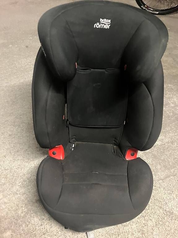 Seggiolini per auto: Kindersitz Römer Britax – Usato da Arbon venduto da sta_y6wk