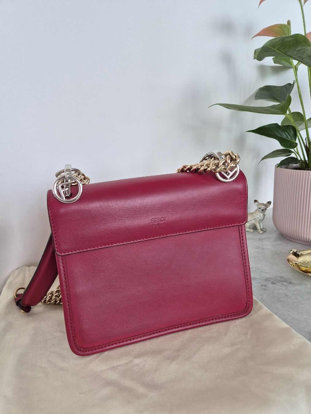 Fendi Taschen für Damen: FENDI Kan I Small Bag - Red Leather, Gold /silver hardware – Gebraucht aus Zürich von mar_cz7s 2