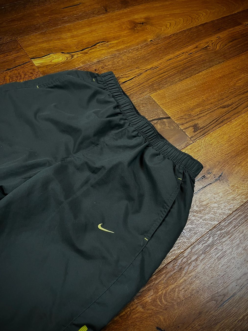 Nike Pantaloni: Nike Trainingshosen – Usato da Lindau venduto da KT_Vintage 1