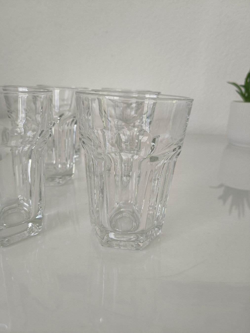 Bicchieri: 6er Set Wassergläser, Saftgläser - Zeitloses Design! – Nuovo (secondo la descrizione) da Biel/Bienne venduto da M.D.C 1