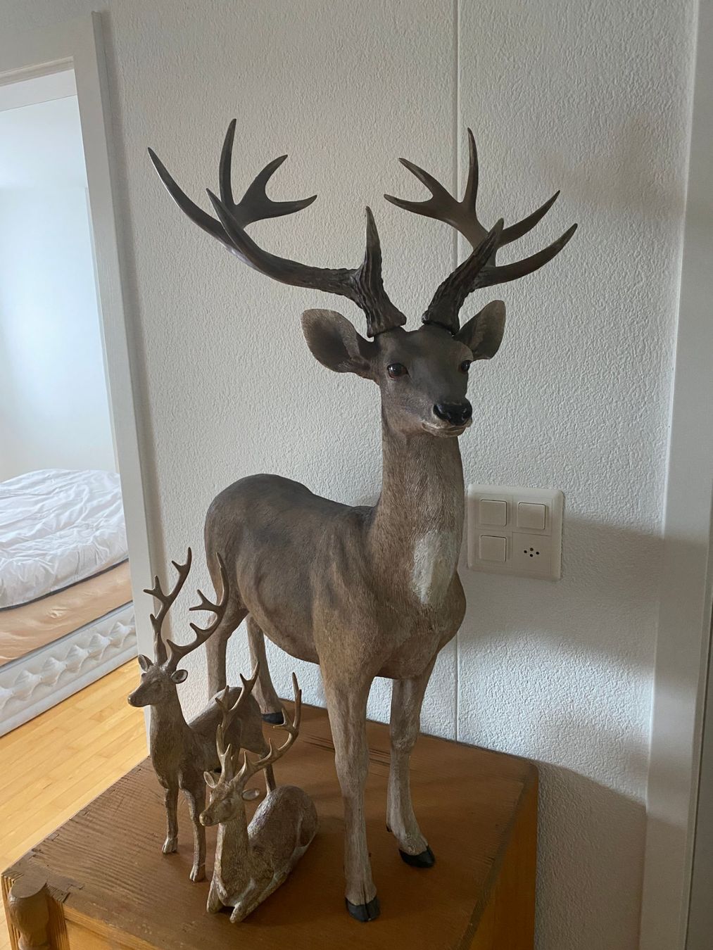 Figuren: Hirsch gross und klein – Gebraucht aus Adliswil von ren_g8k5