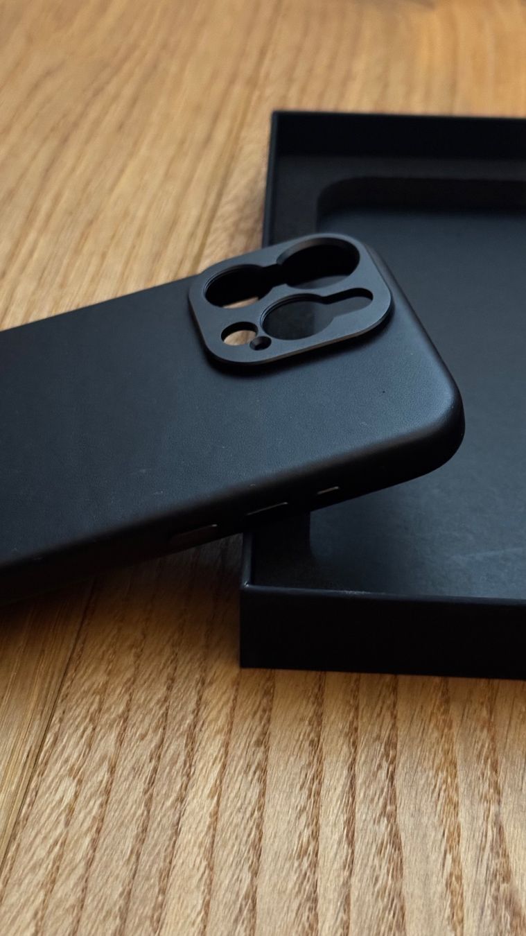 Cover & Protezioni schermo: Sandmarc Pro Case – Usato da Chur venduto da vi_milena 1