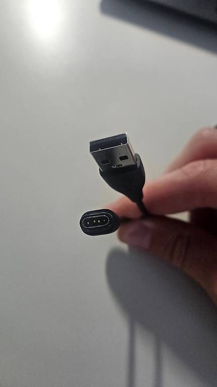 Cavi: Verschiedene Kabel – Usato da Dübendorf venduto da tuv_2vr8