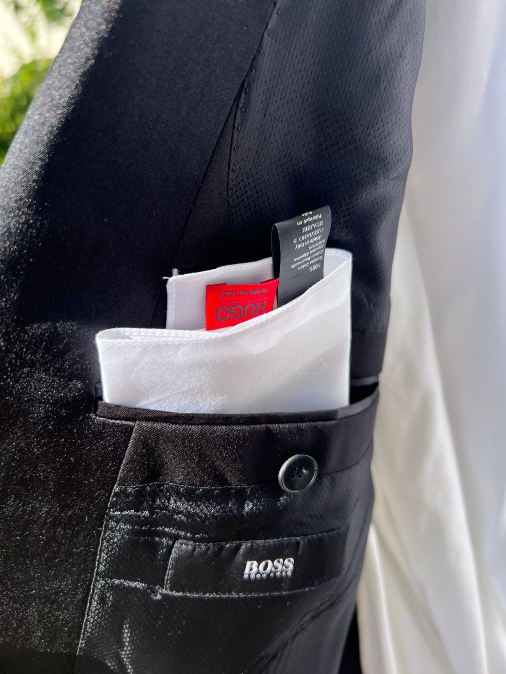 Hugo Boss Completi: HUGO BOSS Smoking-Sakko 54 + Hemd + Fliege – Usato da Wallisellen venduto da Val1990 3