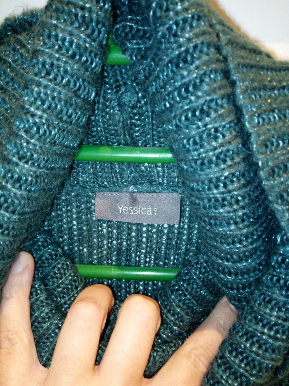 C&A Pullover & Sweatshirts: Kuscheliger dunkelgrüner Strickpullover mit Rollkragen, in M – Gebraucht aus Schwyz von s.verkauf 3