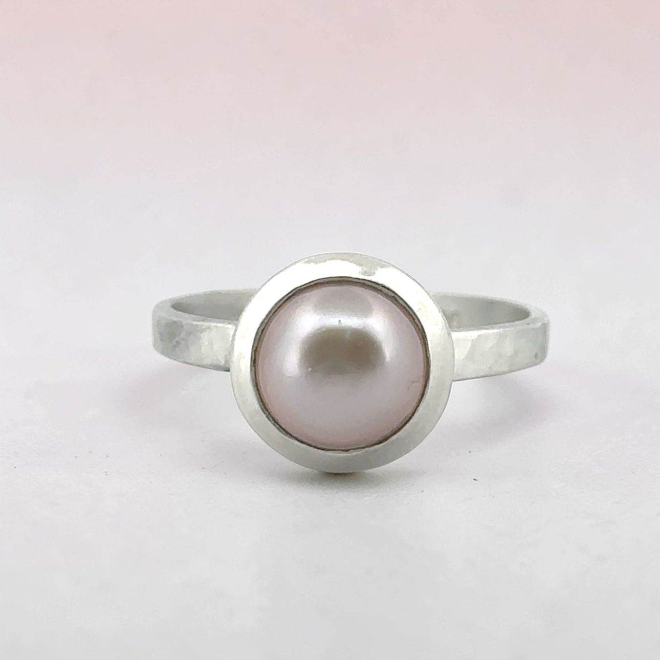Olga Ribler Anelli: Feiner Ring 925 Sterling Silber mit Perle Grösse 58 – Nuovo (secondo la descrizione) da Luzern venduto da Schmuckoutlet 1