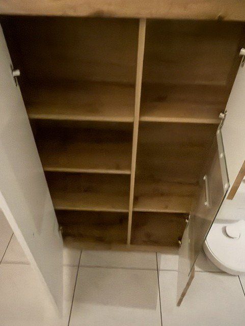 Vitrinen: Schöne Vitrine – Gebraucht aus Dietlikon von gormiti10 2