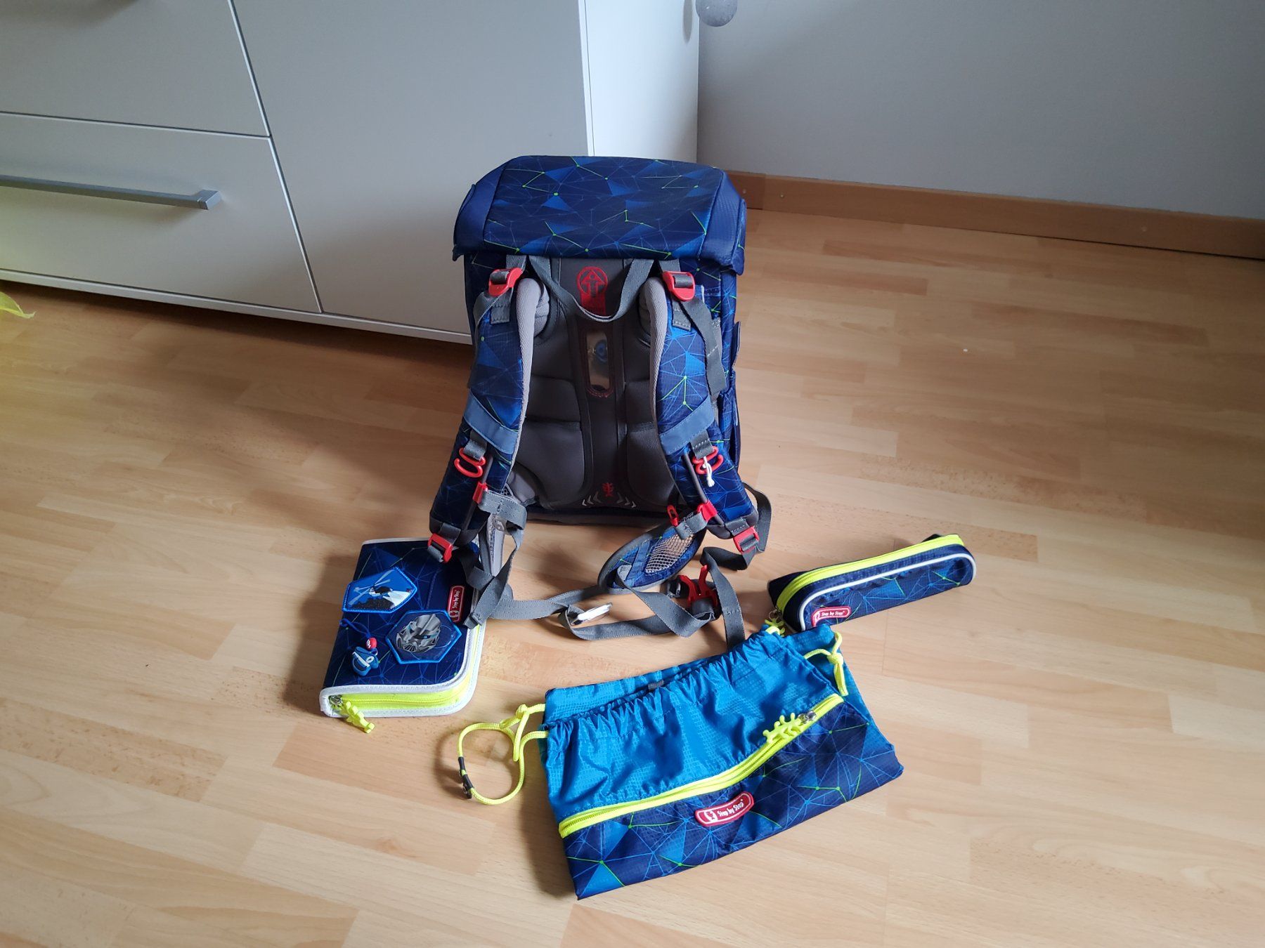 Step by Step Kindertaschen: Gebrauchtes Step by Step Schulranzen Set, Top Zustand! – Gebraucht aus Thayngen von RMHJ 4