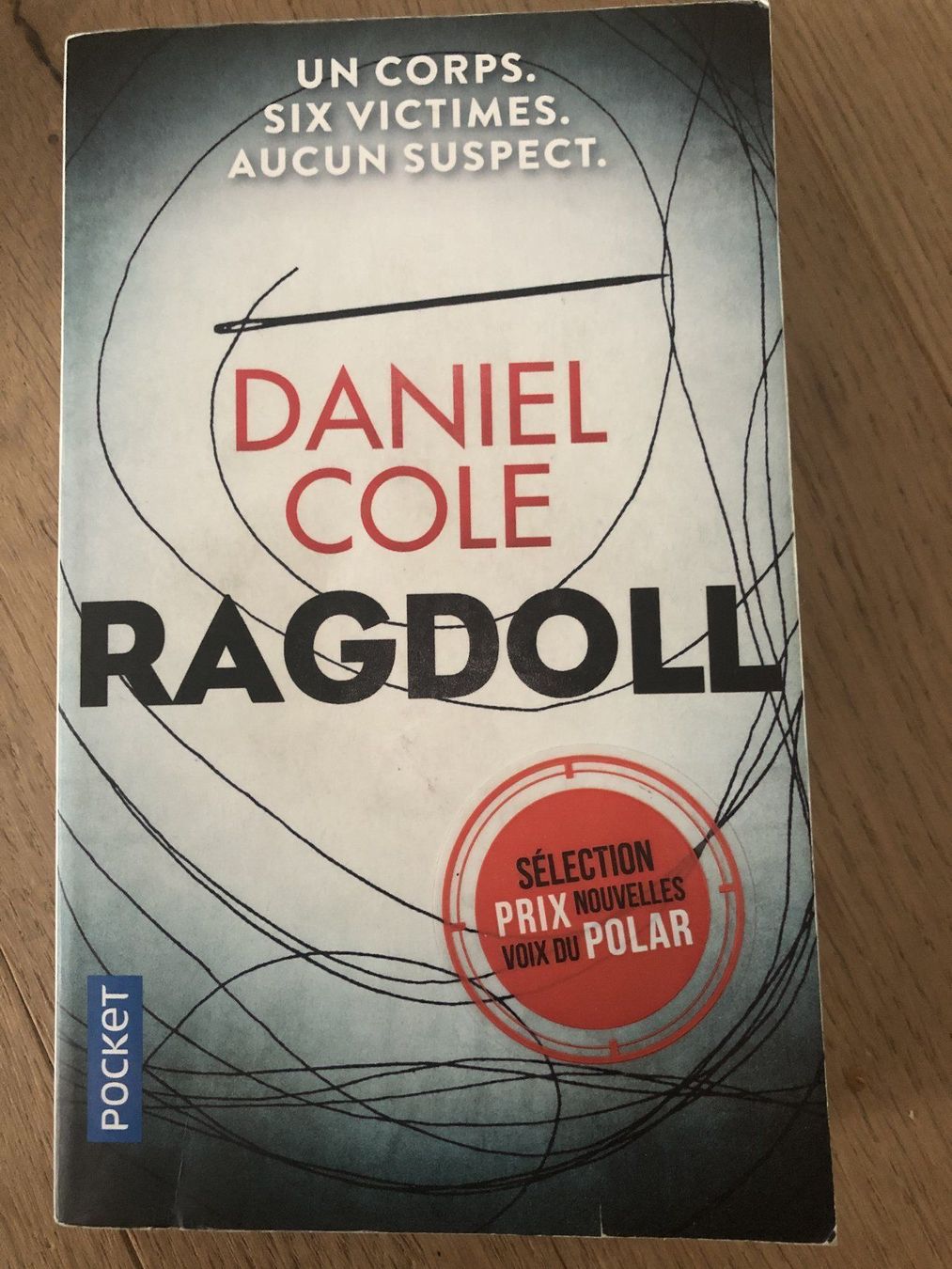 Libri: Ragdoll - Daniel Cole – Usato da Epalinges venduto da del_hw6v