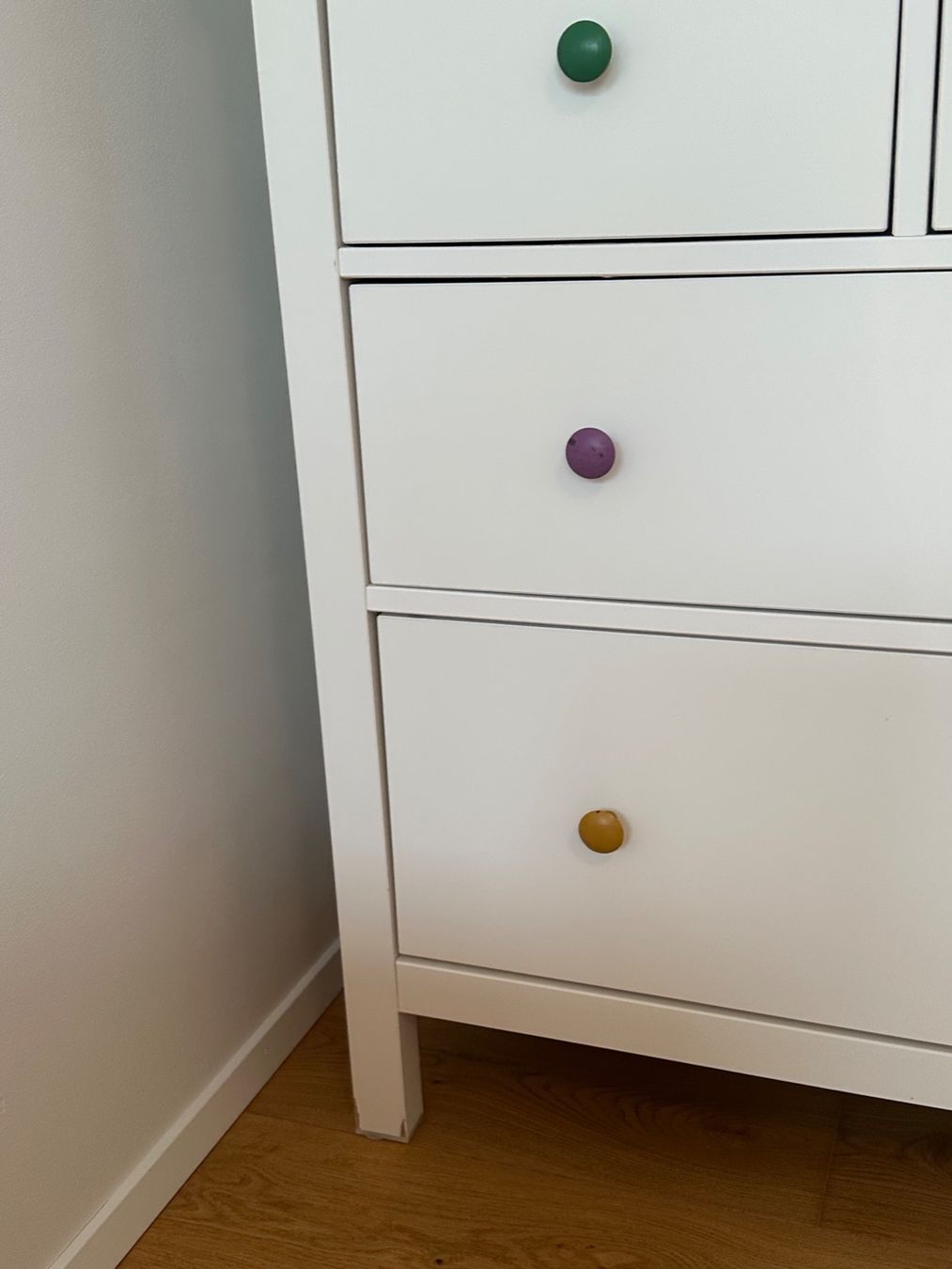 Cassapanche: HEMNES Kommode mit 8 Schubladen Ikea – Usato da Herrliberg venduto da SAY10 3