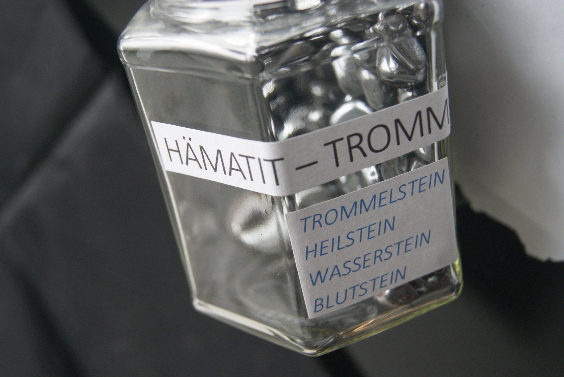 Minerali & Pietre curative: HÄMATIT CHIPS MINI TROMMELSTEINE – Nuovo (secondo la descrizione) da Stadel venduto da Wald100 4