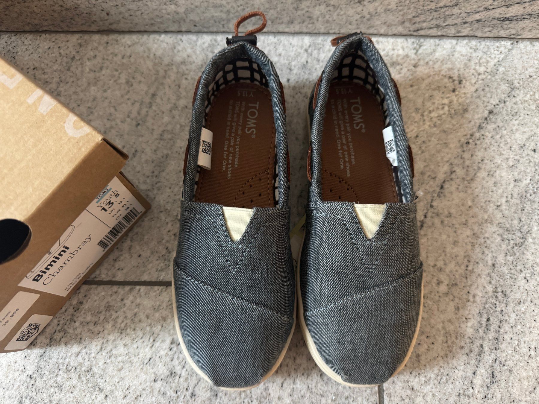 Toms Scarpe per ragazzi: Neu** TOMS Junge Espadrilles Bimini Gr. 31.5 – Nuovo e nell'imballaggio originale da Zollikon venduto da Krenapf