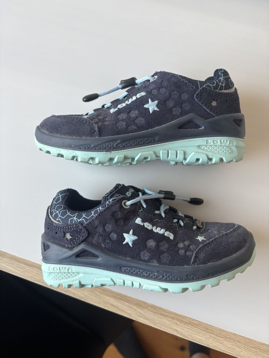 Lowa Schuhe für Jungen: Lowa Wanderschuhe Grösse 26 – Gebraucht aus Grosswangen von Sunnyday35 1