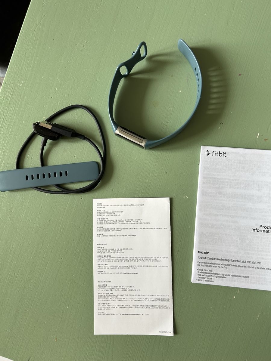 Fitbit Smartwatch: Fitbit Charge 5 Advanced Fitness Tracker neu – Neu (gemäss Beschreibung) aus Zürich von scoop1000