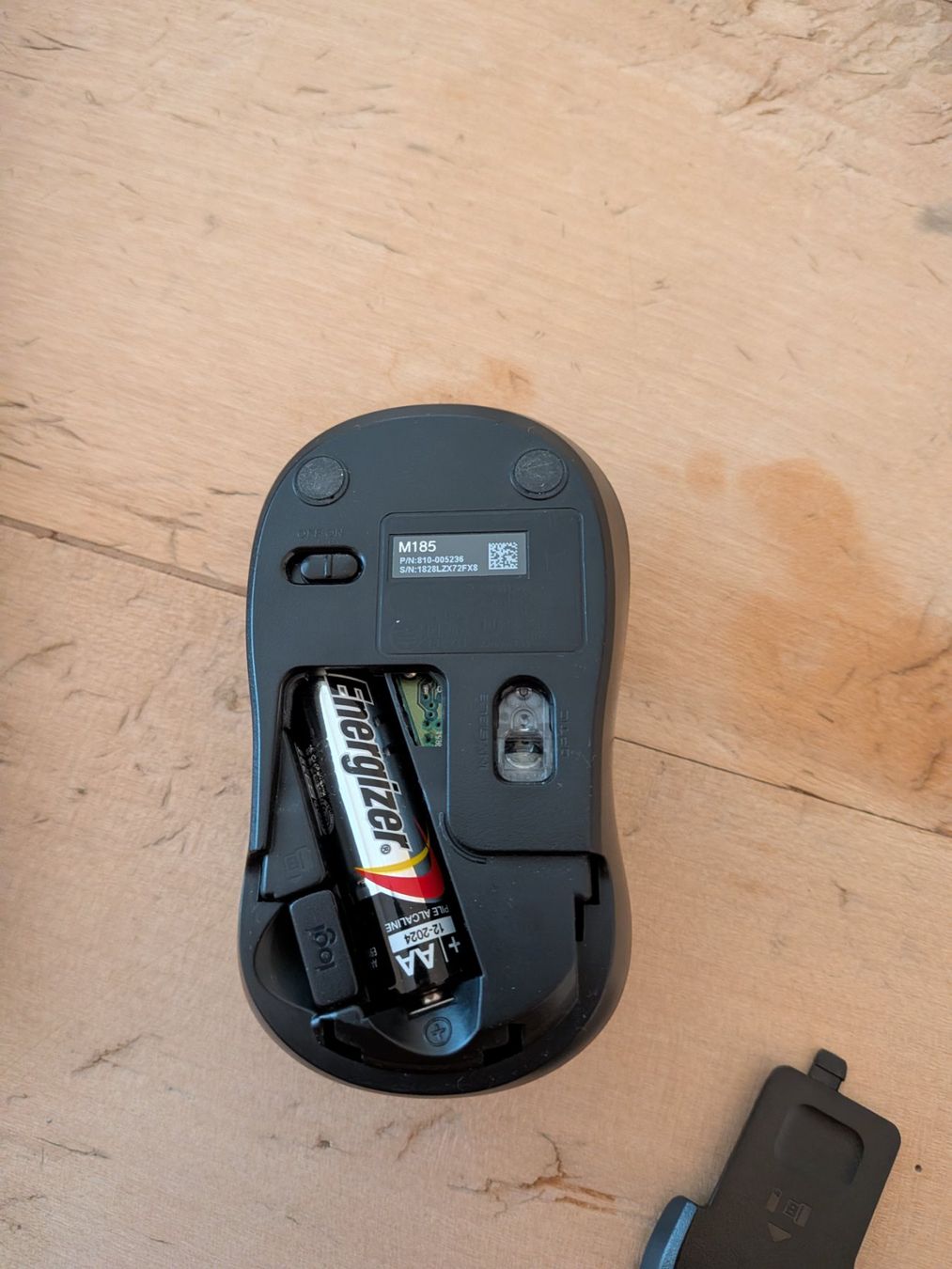 Logitech Mouse: Logitech M185 kabellose Maus – Usato da Zürich venduto da dejohnny 1