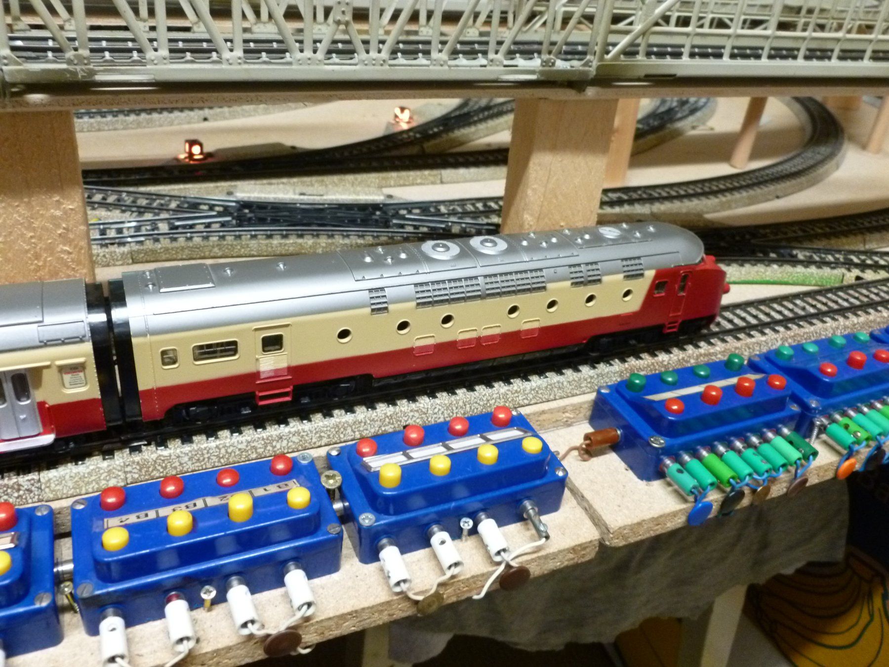 Märklin Modellini di ferrovie: TEE, 6teilig, beleuchtet – Usato da Oberbipp venduto da Vifu 1
