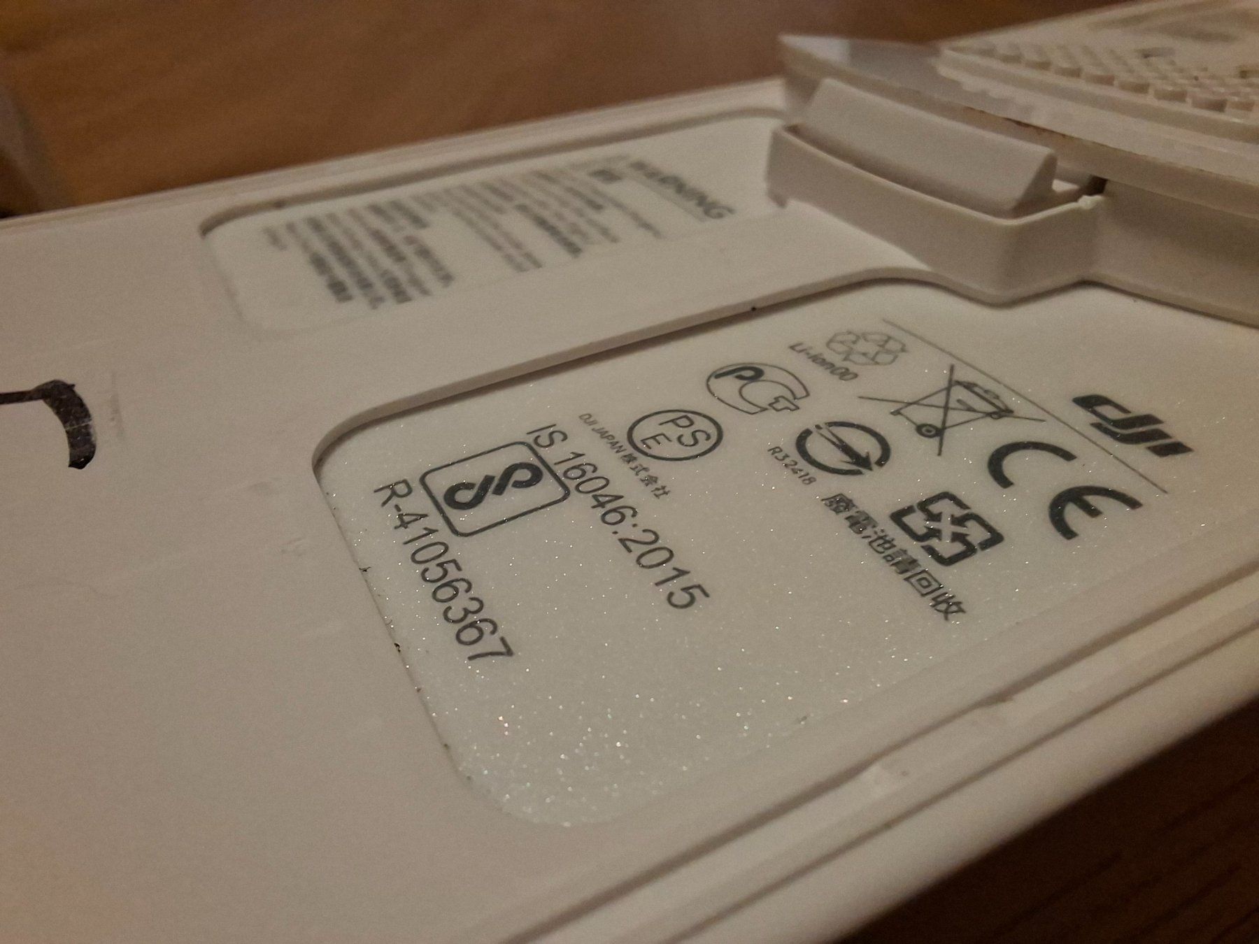 DJI Accus, Chargeurs & Blocs d'alimentation: 3 Stück grosse DJI Phantom 4 Akkus – D'occasion à Grosswangen par Nichtraucher71 4