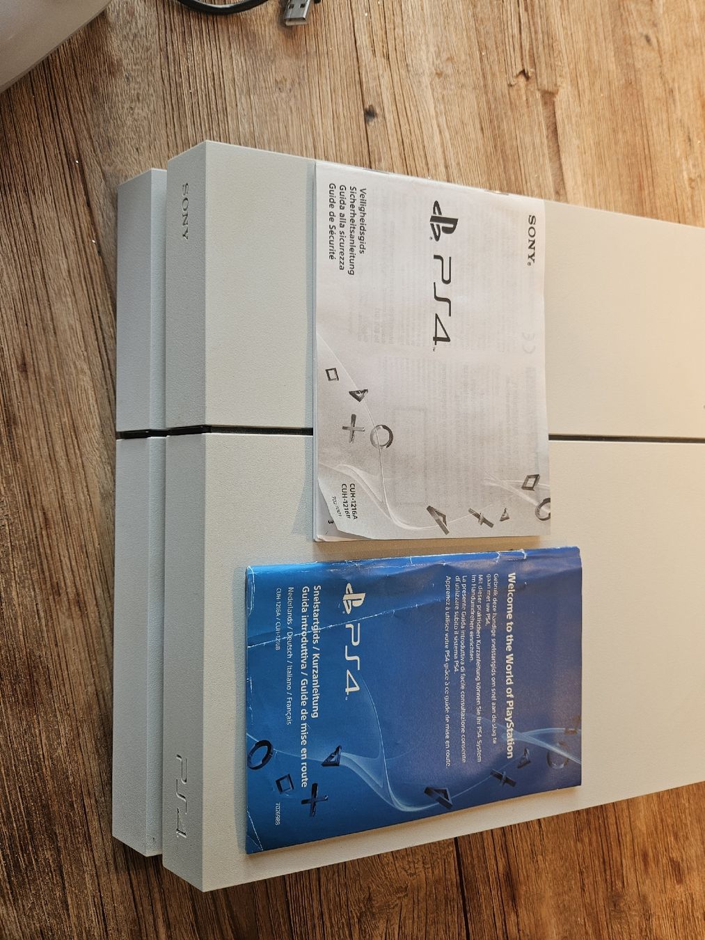 Sony Konsolen: Playstation 4 - Top Zustand - Inkl. Controller & Kabel! – Gebraucht aus Bertschikon Gossau von simla09 3