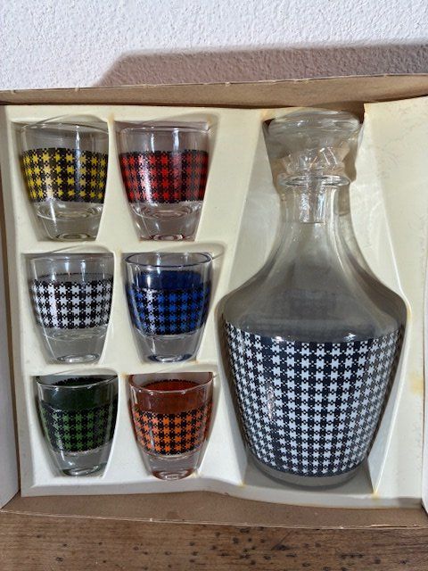 Geschirrsets: VINTAGE Liqueurset Luminarc in Originalpackung – Gebraucht aus Zürich von Baumgarten05 2