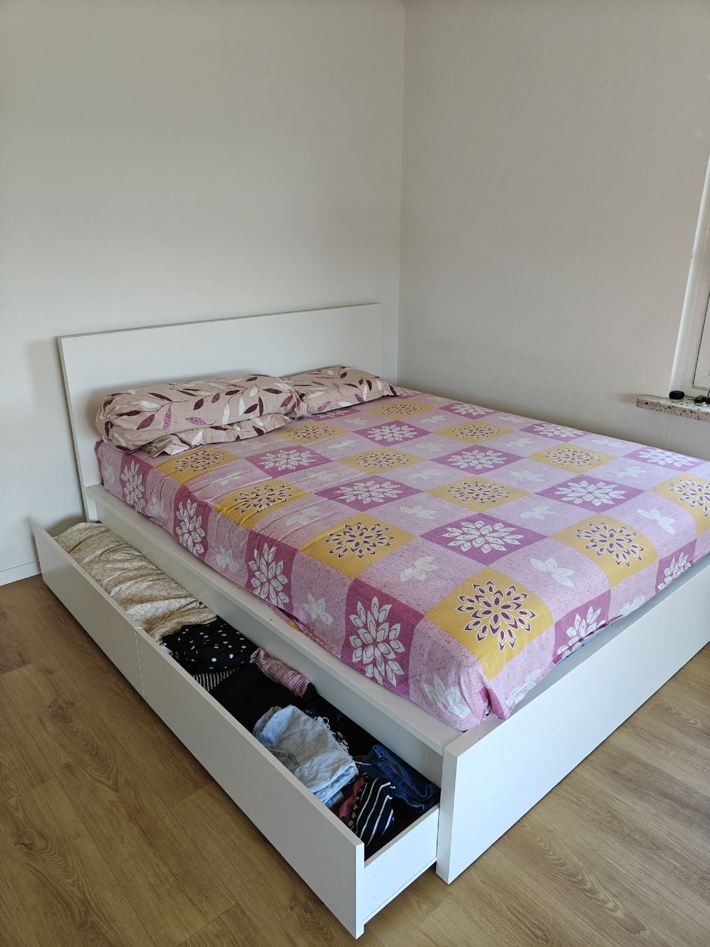 Ikea Letti: Bed frame with storage drawers IKEA 160x200cm – Usato da Umiken venduto da sha_t6kn 2