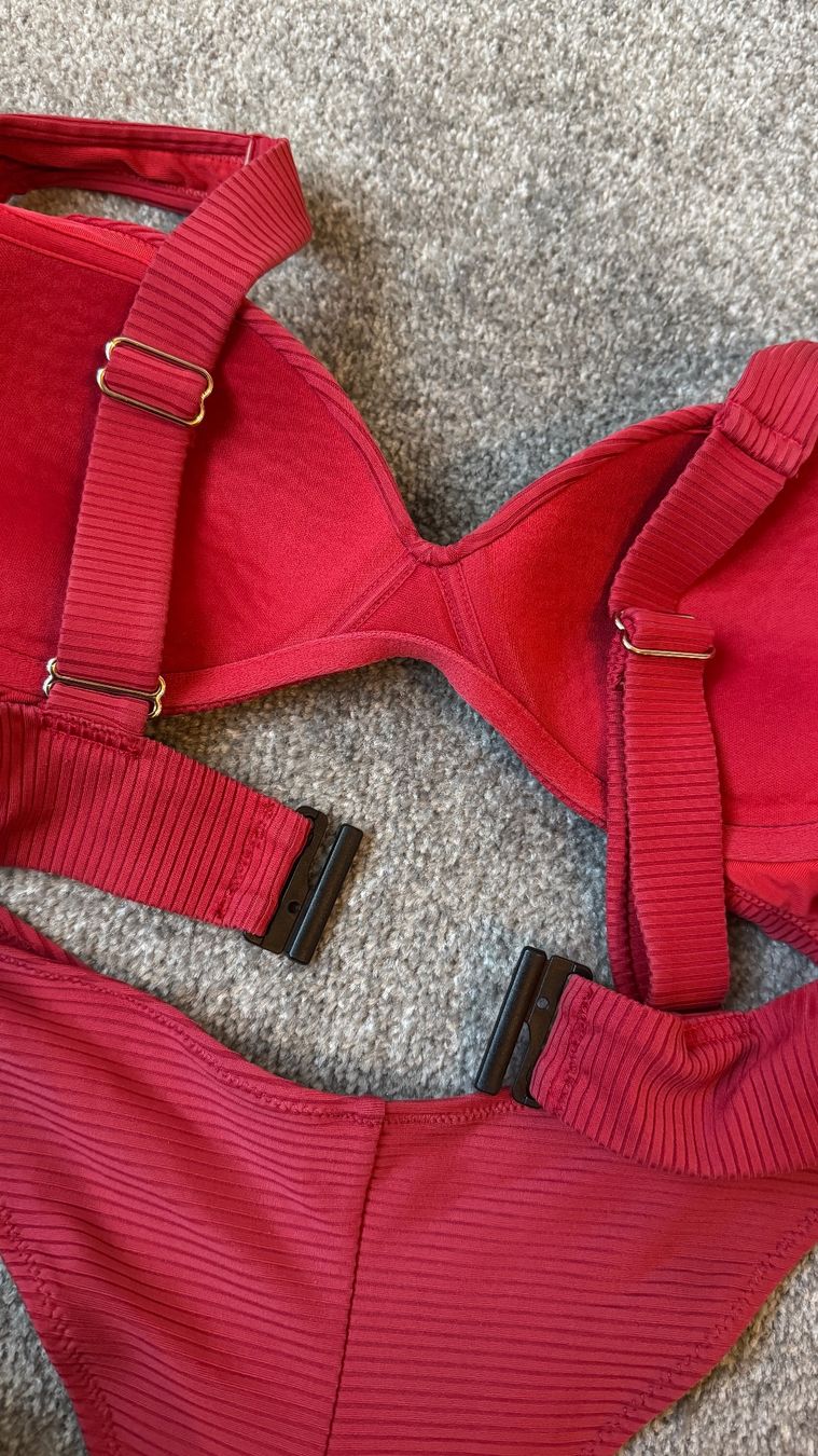 H&M Costumi da bagno & Bikini: Bikini rot H&M Grösse M, push up – Usato da Kriessern venduto da loolah 2