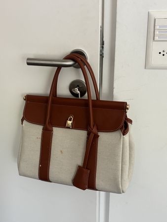 Chic Trimmed Handbag 👜 LP inspired 
