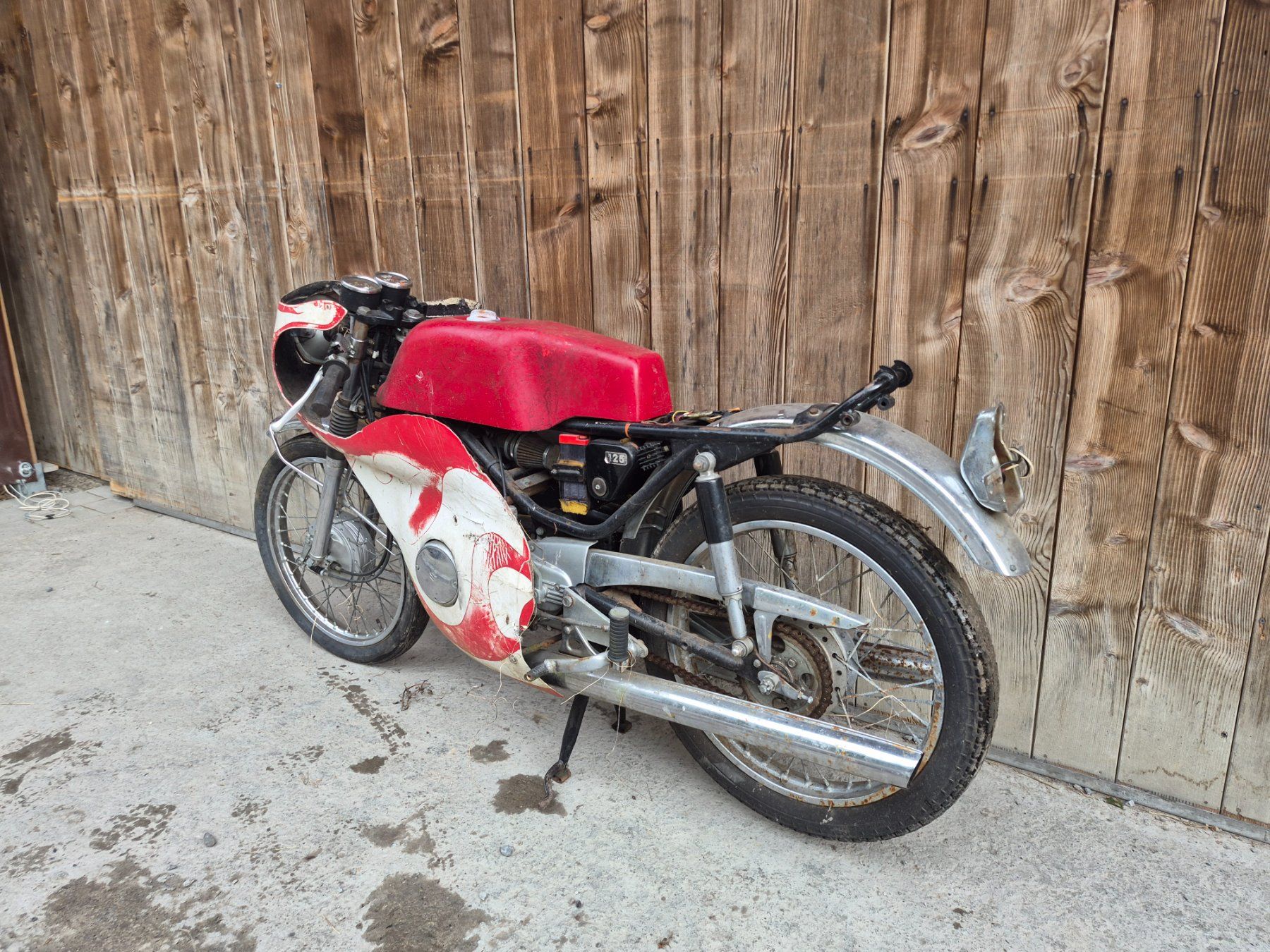 Suzuki Strasse: Suzuki T125 Scheunenfund – Gebraucht aus Dättlikon von man_ct9m 2