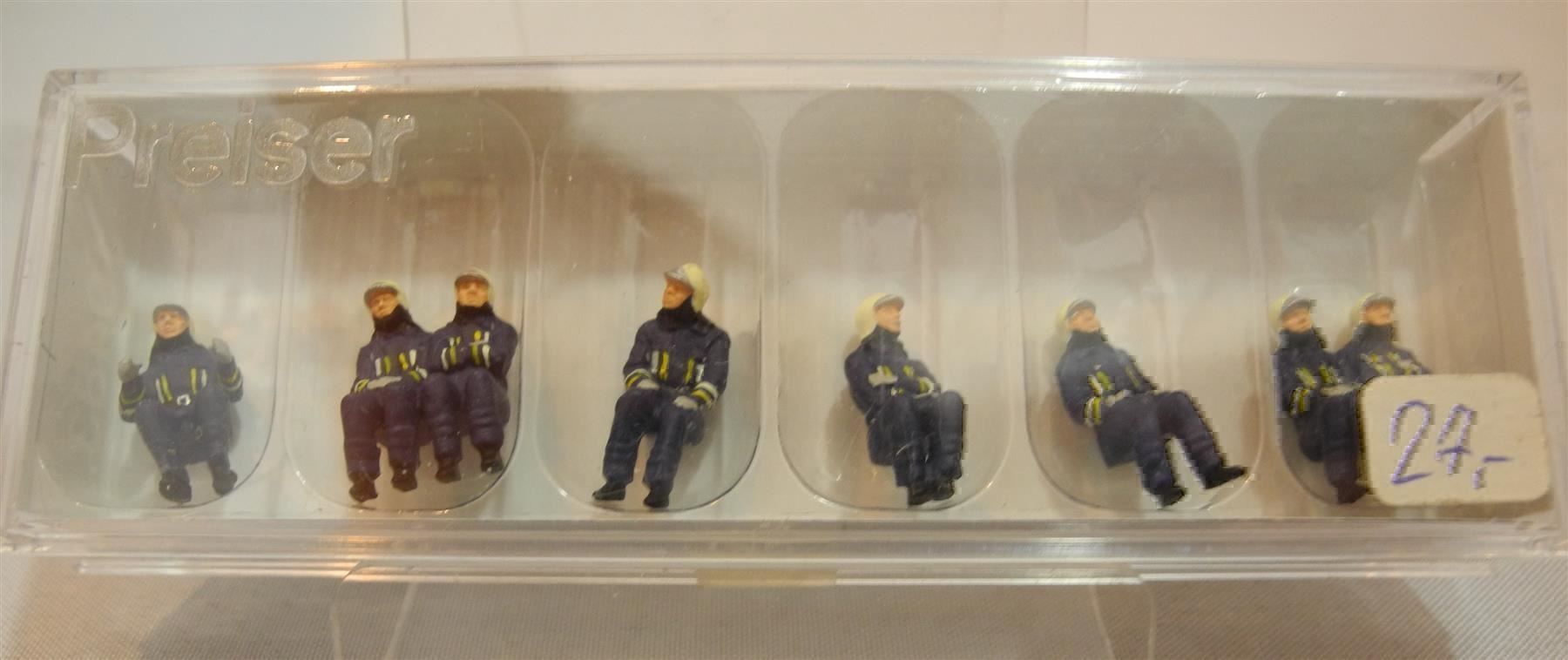 Preiser Statuette: Preiser 10483 FW Männer, Nr. e26 – Nuovo e nell'imballaggio originale da Kottwil venduto da Crazyrolf