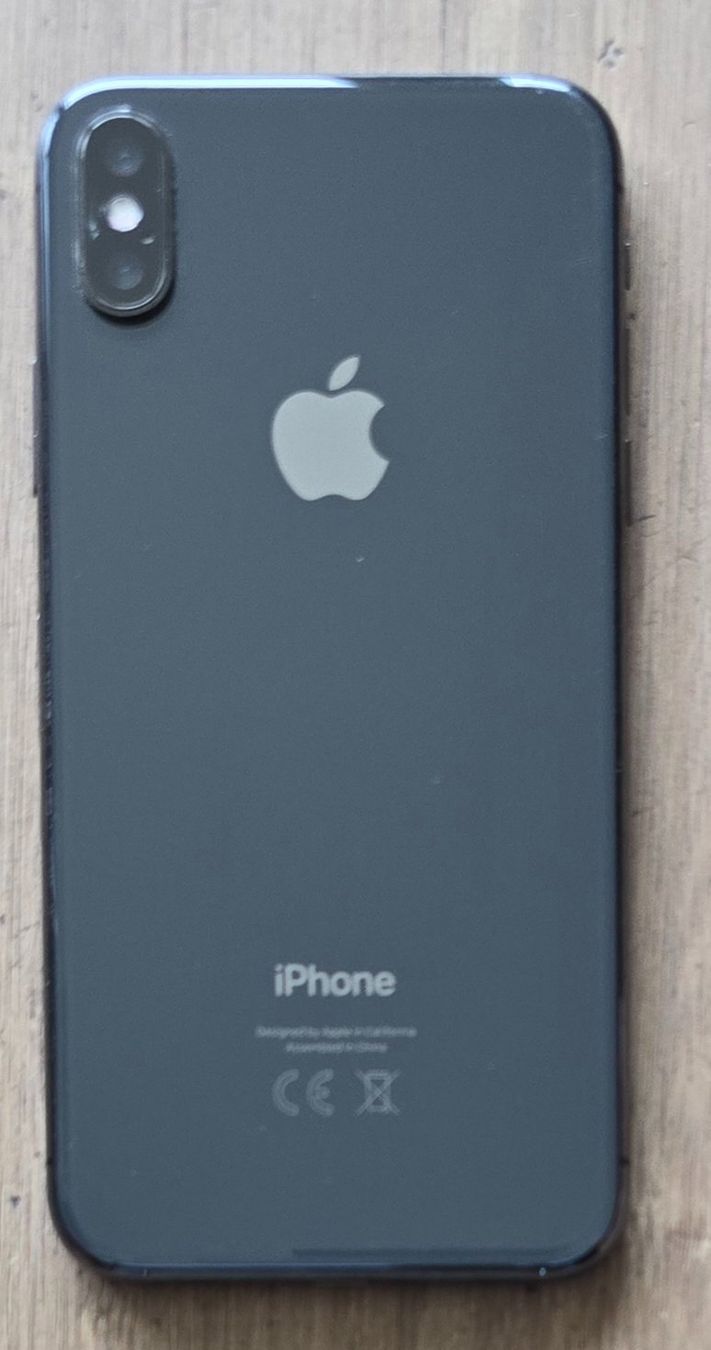 Apple Telefoni cellulari / Smartphones: iPhone X 64 GB  5,8'' Display schwarz – Usato da Thalwil venduto da Kja69 3