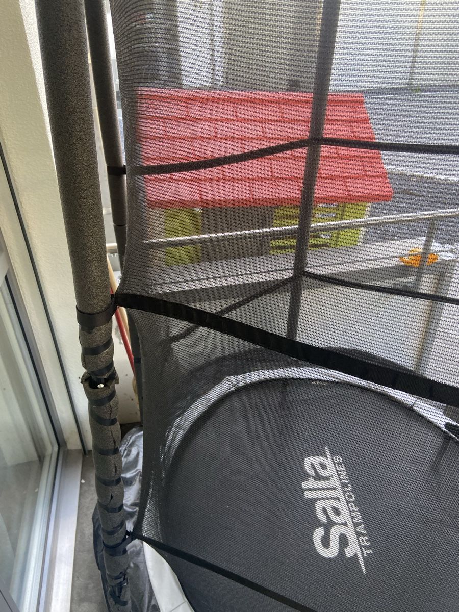 Salta Trampoline: Salta Trampolin mit Sicherheitsnetz – Gebraucht aus Rudolfstetten von extravergine92 2