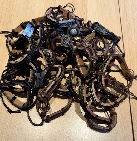 Lederarmbänder 1Lot, viele verschiedene Motive, Top!