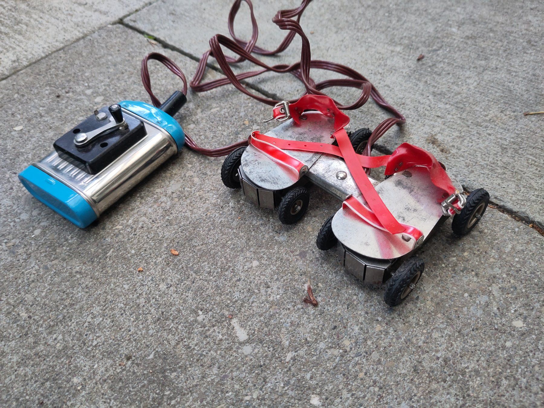 Giocattoli: Rollschuhe für Puppen – Usato da Zürich venduto da Jutti
