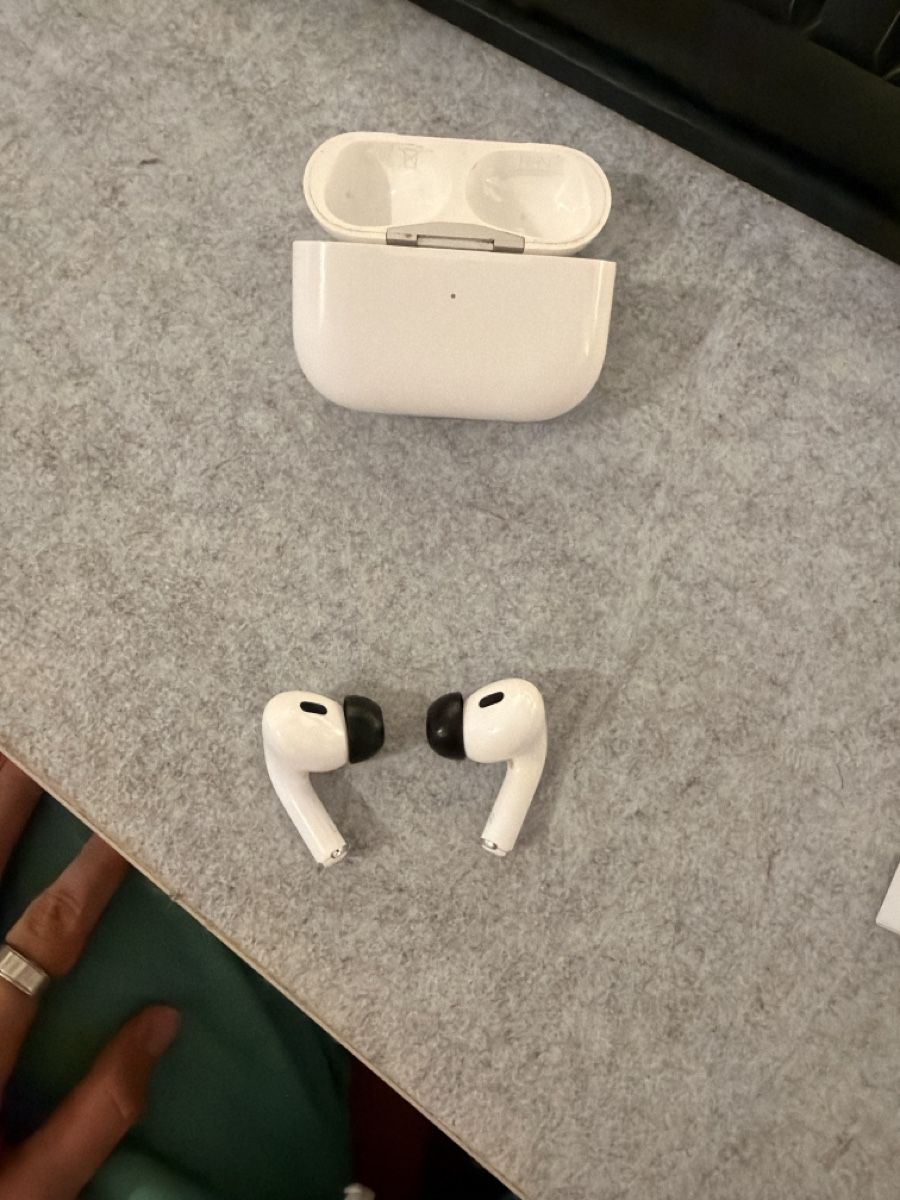 Apple Kopfhörer: AirPod Pro 2 – Gebraucht aus Morges von bry_8x8d