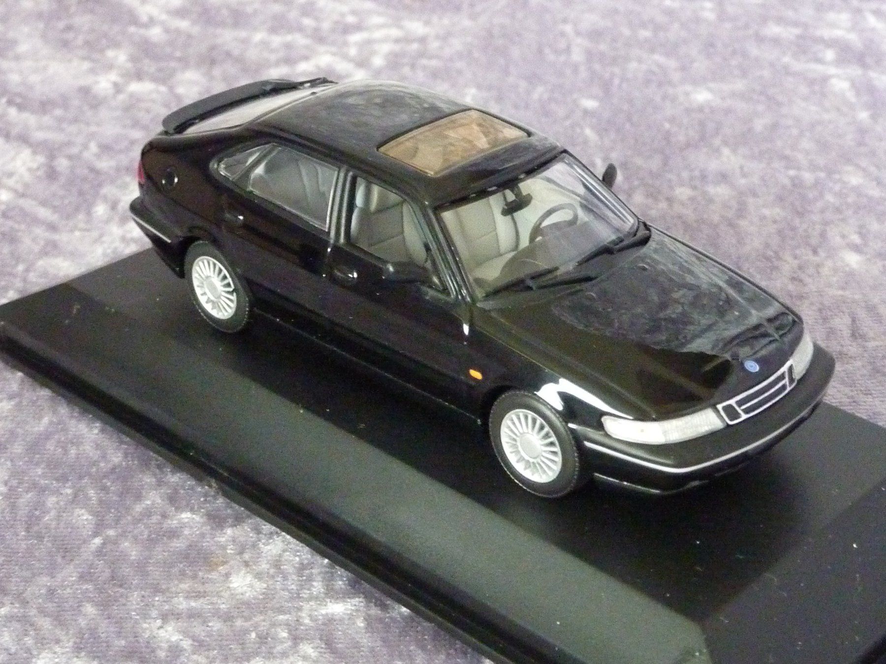 Minichamps Modellini d'auto: Saab 900 Saloon 1995  1:43 – Nuovo (secondo la descrizione) da Dürrenäsch venduto da modellautos4you 6
