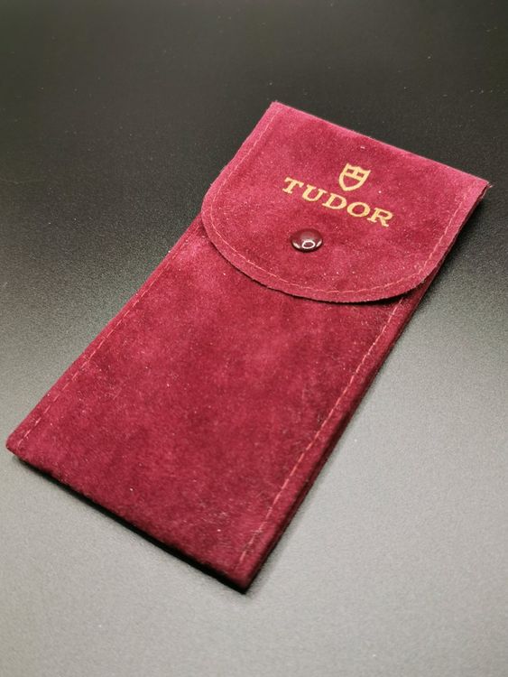 Tudor best sale service pouch