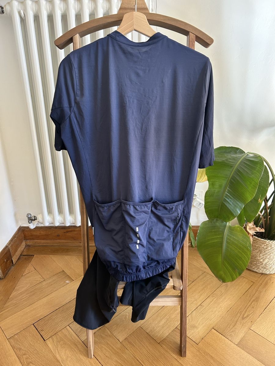 Canottiere & Pantaloni: Ensemble vélo La passione  – Usato da Bulle venduto da Botor_1666 1