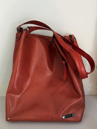 Freitagtasche in Coral