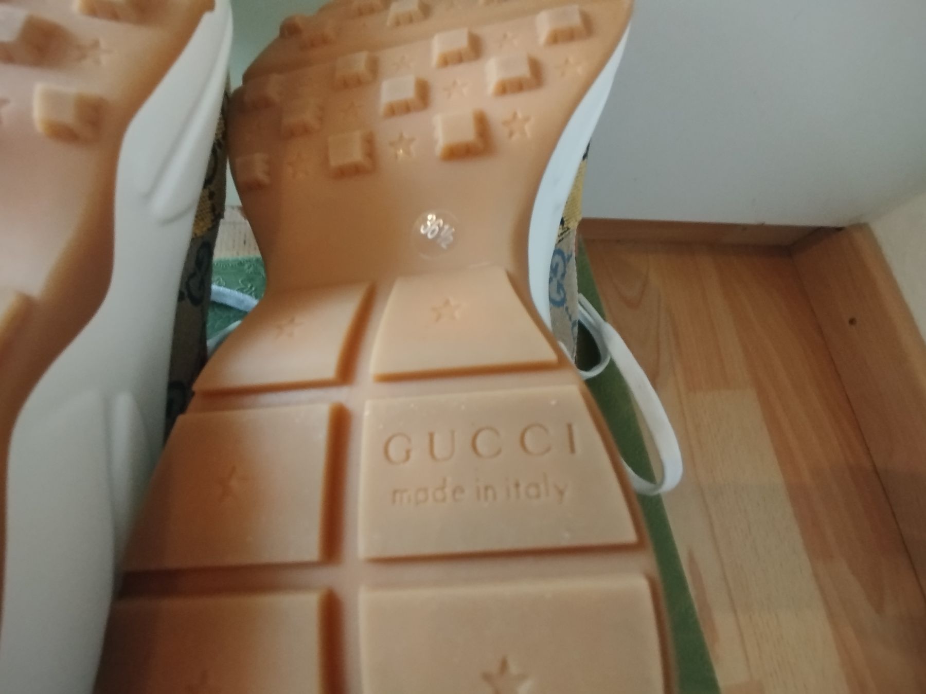 Gucci Chaussures femmes: Scarpe Gucci Rython Donna  – D'occasion à St. Gallen par bar_z5zd 5