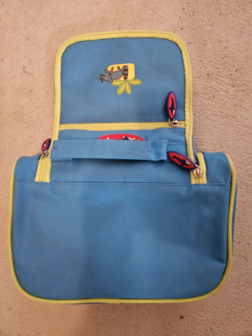 Custodie per cosmetici: Kinder Necessaire – Usato da Andelfingen venduto da Zimt01 2