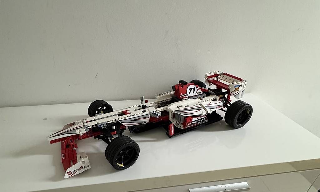 Technics Kit di costruzioni: Lego Technic F1 Wagen 42000 – Nuovo (secondo la descrizione) da Arisdorf venduto da Rogerabaecherli 1