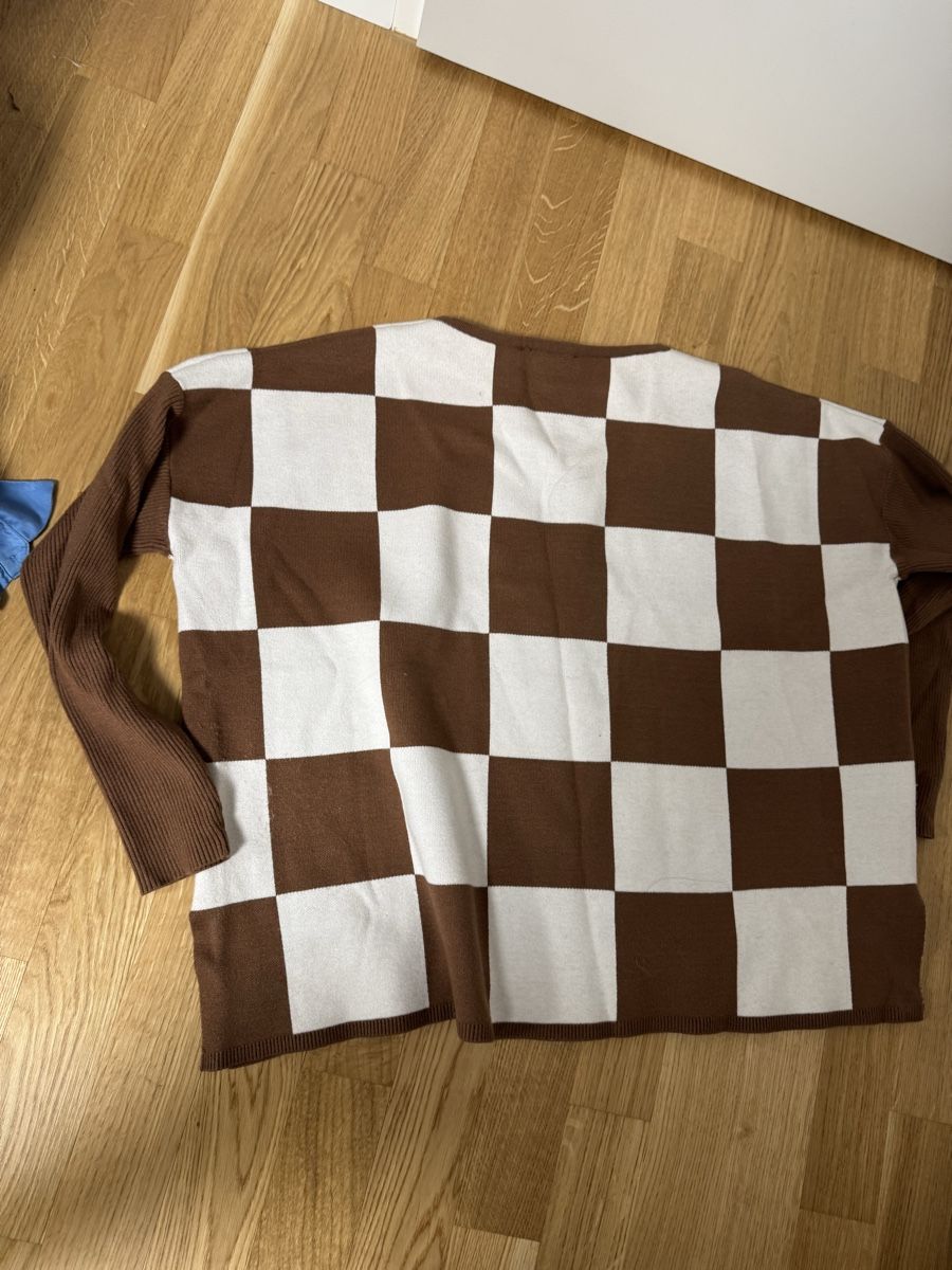 Maglioni & Felpe: Schicker Damenpullover Grösse L, (42 )braun/weiss kariert – Nuovo (secondo la descrizione) da Zell  ZH venduto da maria0100